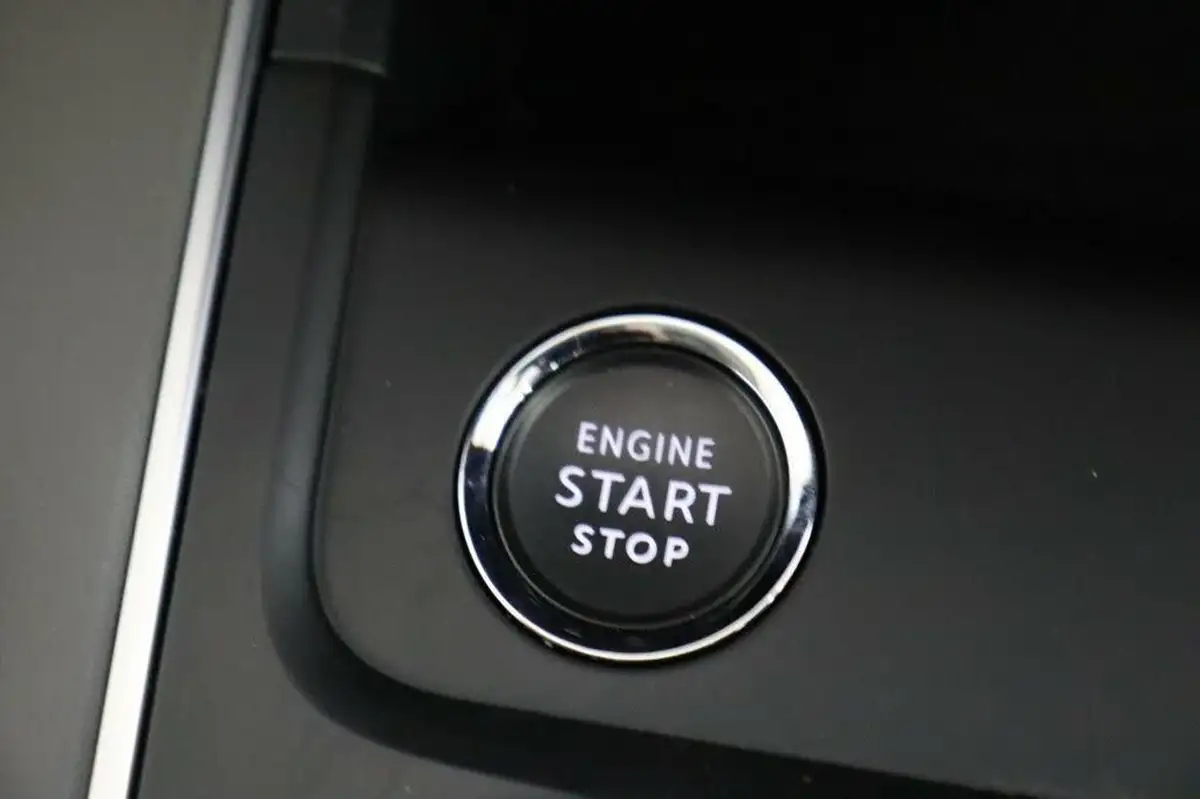 2022-citroen-c5-aircross-15bluehdi-shine-plus-eat8-big-30