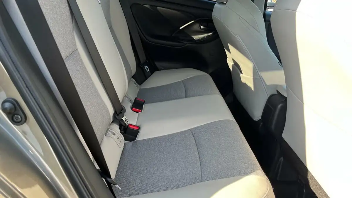 2022-toyota-yaris-cross-15-vvt-i-excel-city-packpan-roof-big-27