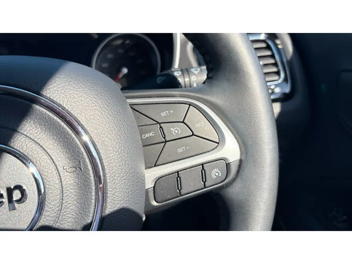 2020-jeep-compass-20multijet-ii-limited-138bhp-big-17