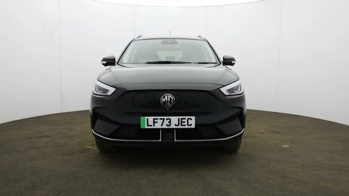 2023-mg-zs-suv-e-trophy-connect-ev-156ps-long-range-big-33