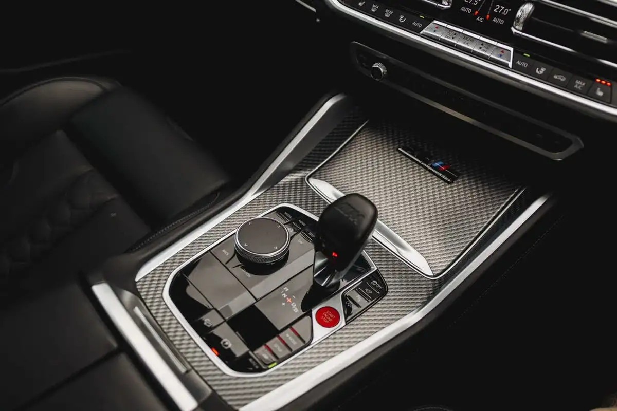 2022-bmw-x5-44-m-competition-big-16