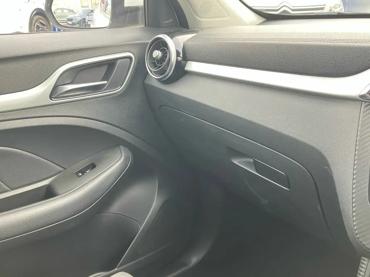 2020-mg-zs-suv-10t-gdi-excite-111ps-big-47