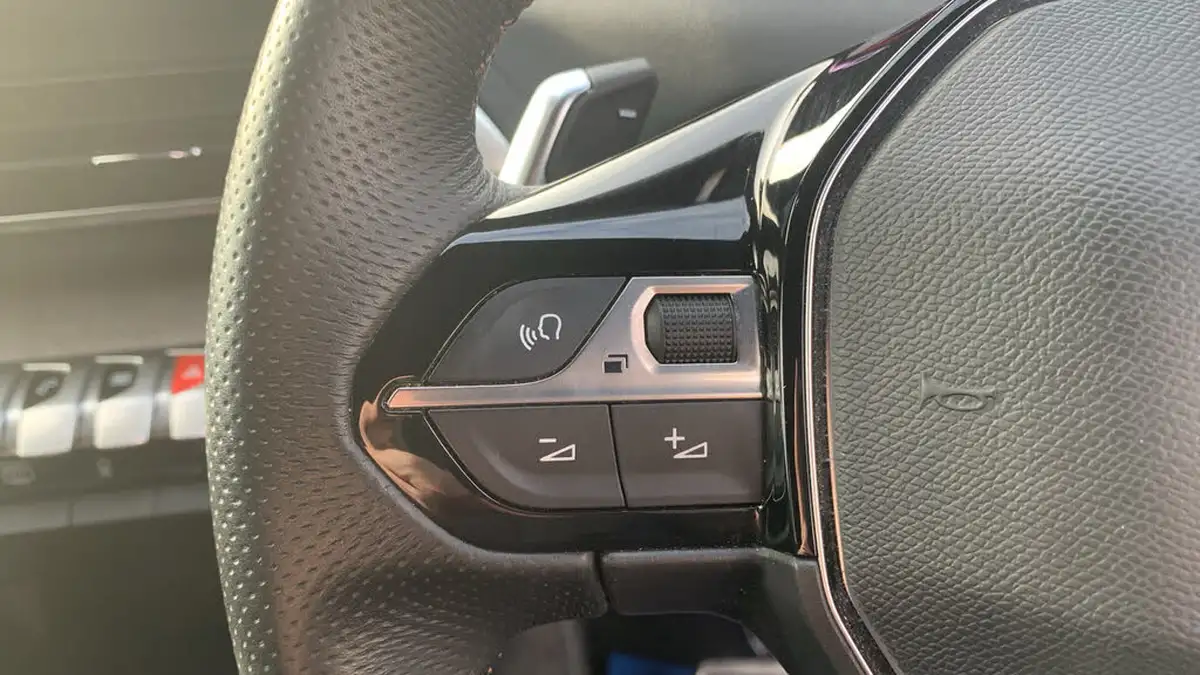 2022-peugeot-3008-suv-15-bluehdi-gt-premium-big-22