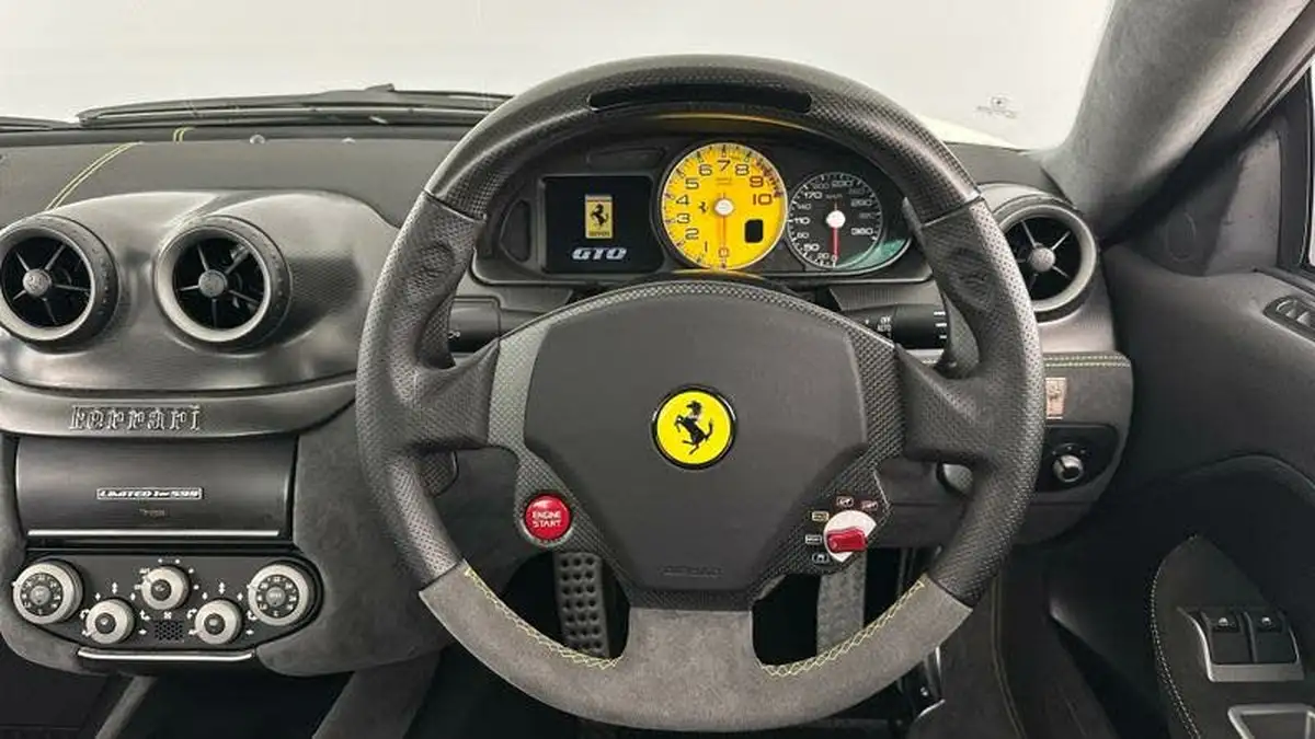 2011-ferrari-599-60-gto-big-22