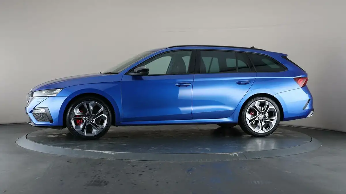 2024-skoda-octavia-20-tsi-vrs-245ps-estate-dsg-big-36