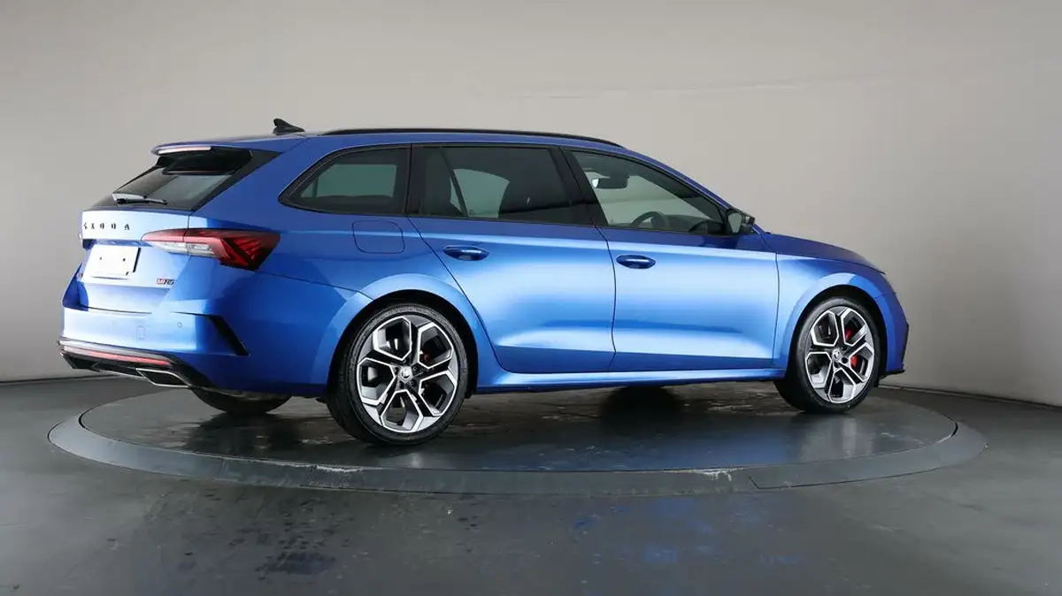 2024-skoda-octavia-20-tsi-vrs-245ps-estate-dsg-big-60