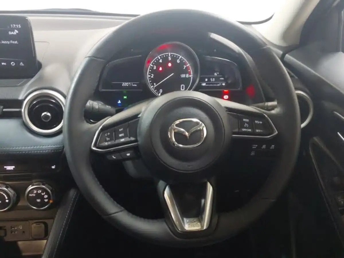 2022-mazda-mazda2-15-e-skyactiv-g-gt-sport-big-9