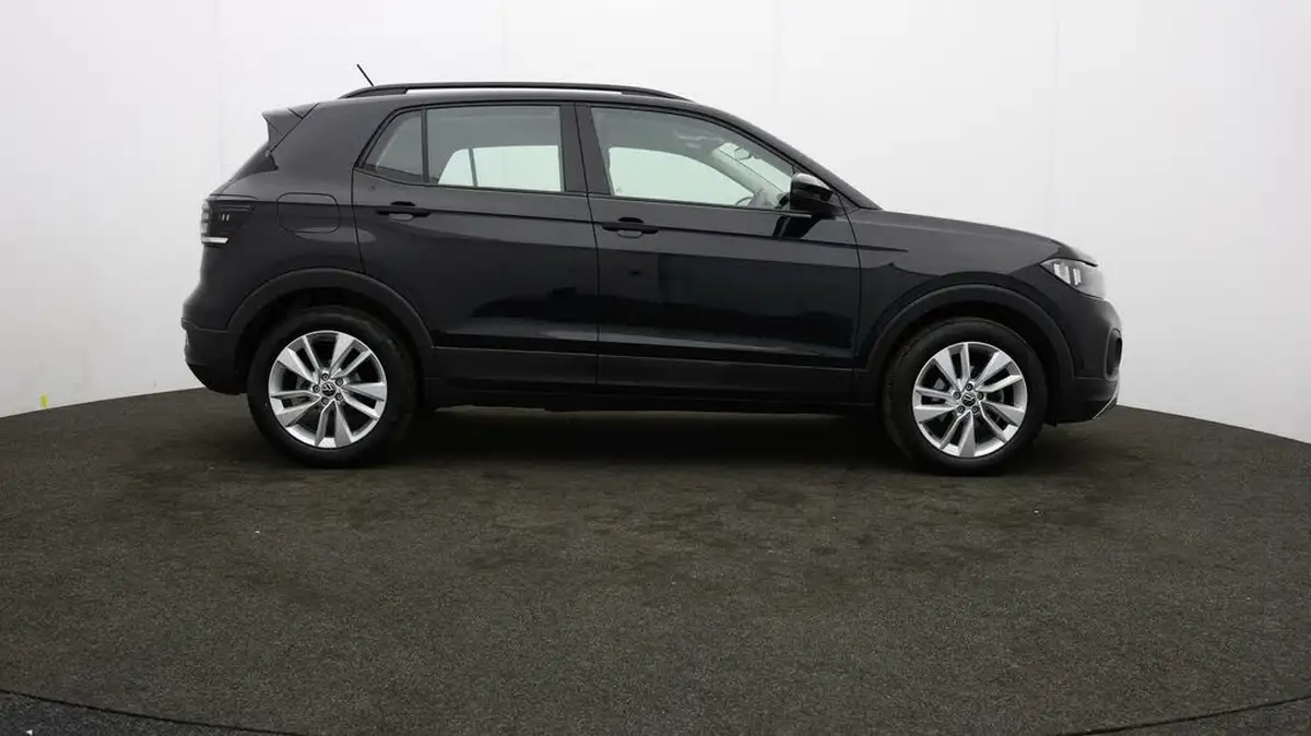 2021-volkswagen-t-cross-10-tsi-se-110ps-big-30