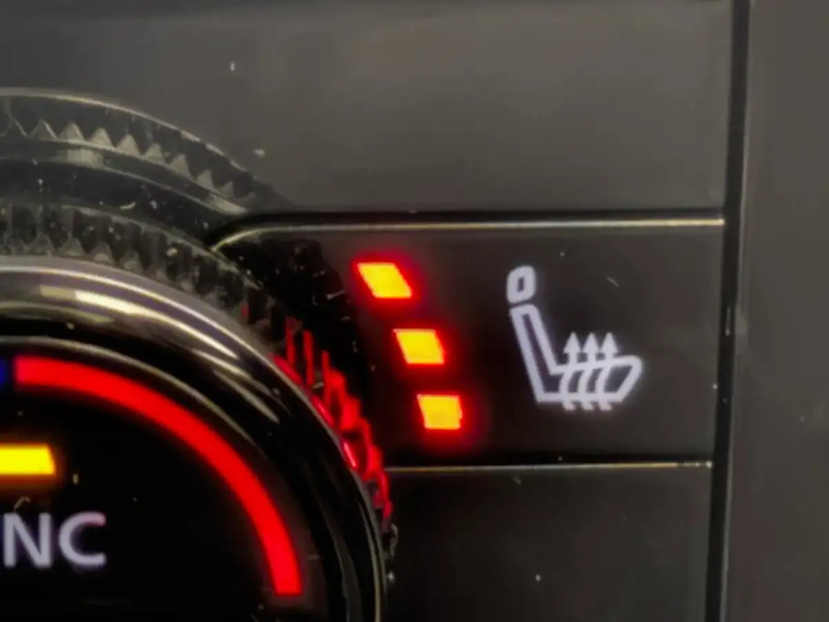 2024-nissan-qashqai-15-tekna-big-29