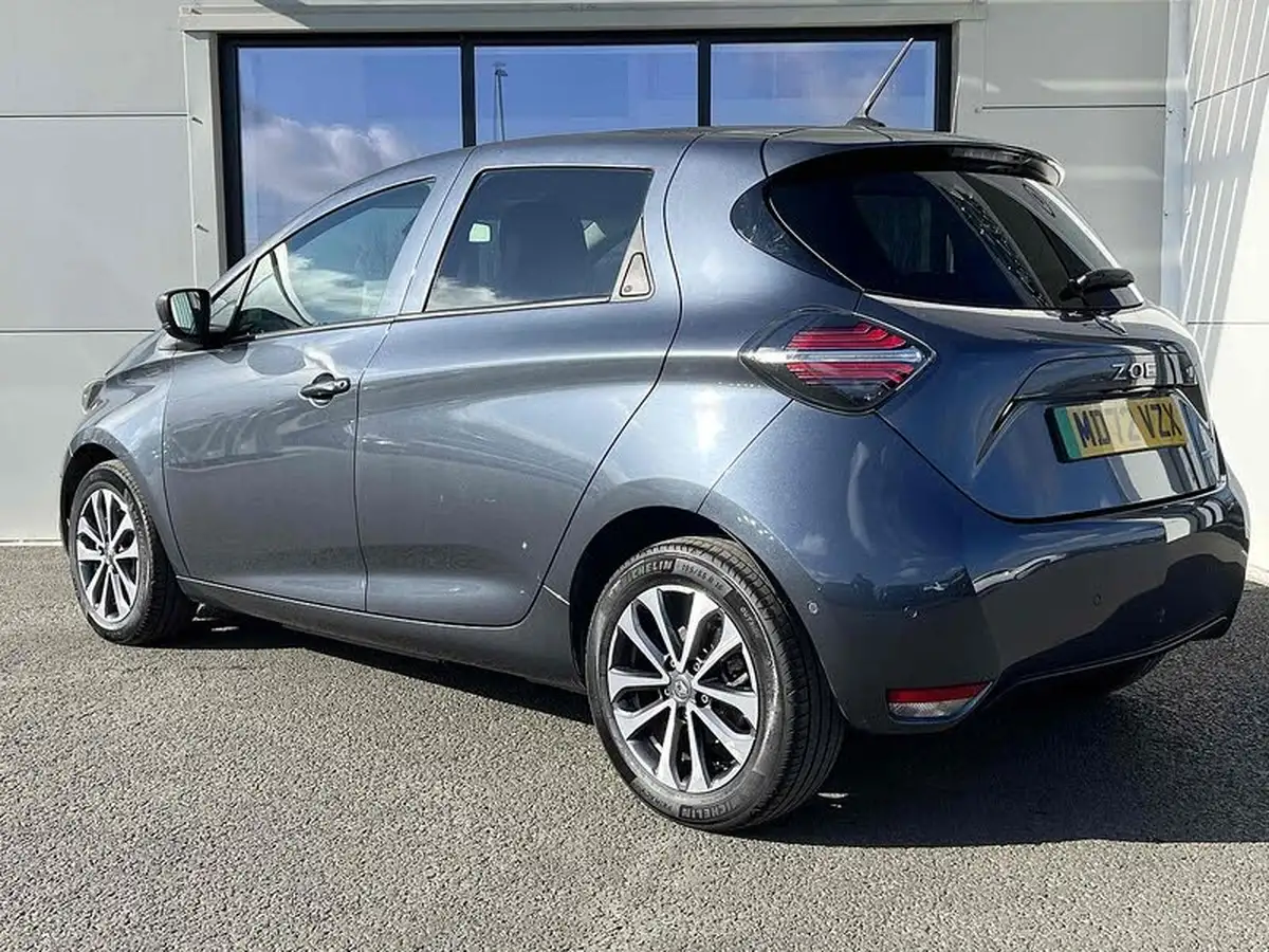 2022-renault-zoe-e-gt-line-big-11