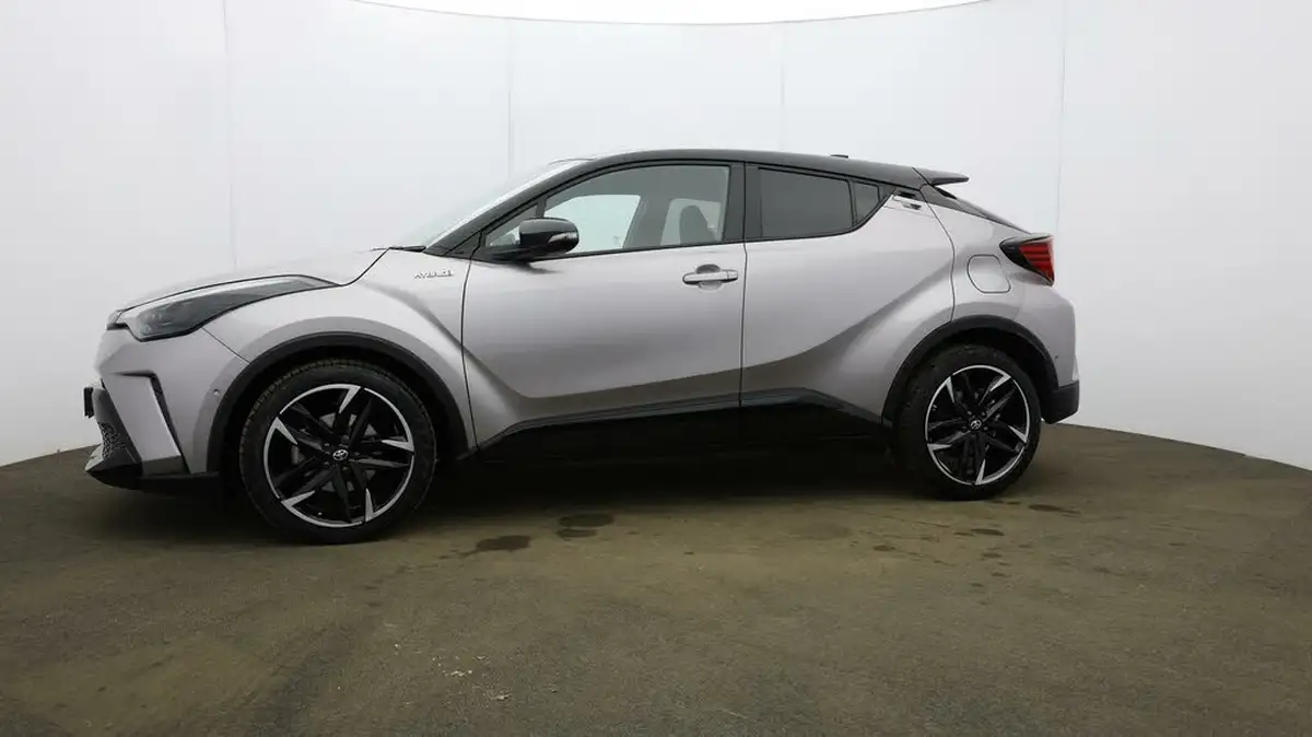 2021-toyota-c-hr-18-vvt-i-gr-sport-big-25