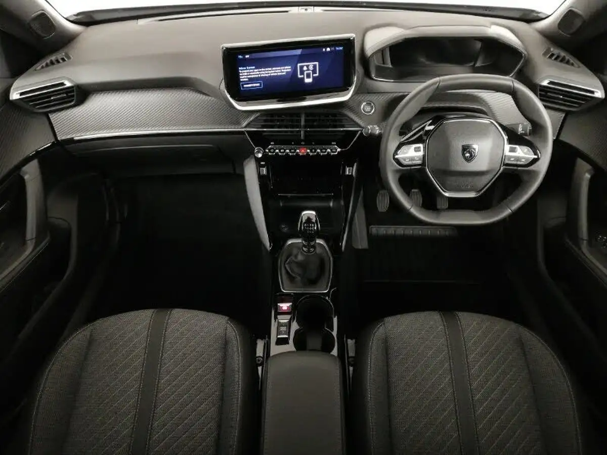 2024-peugeot-2008-suv-12-puretech-allure-130ps-big-2