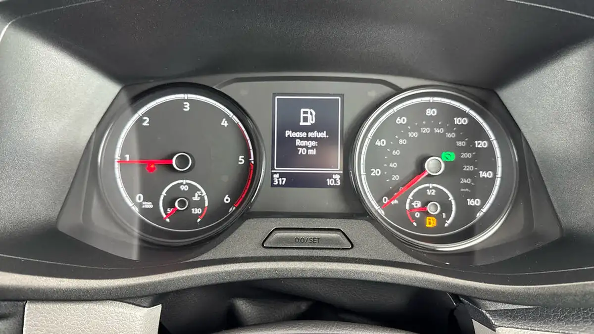 2024-volkswagen-transporter-big-12