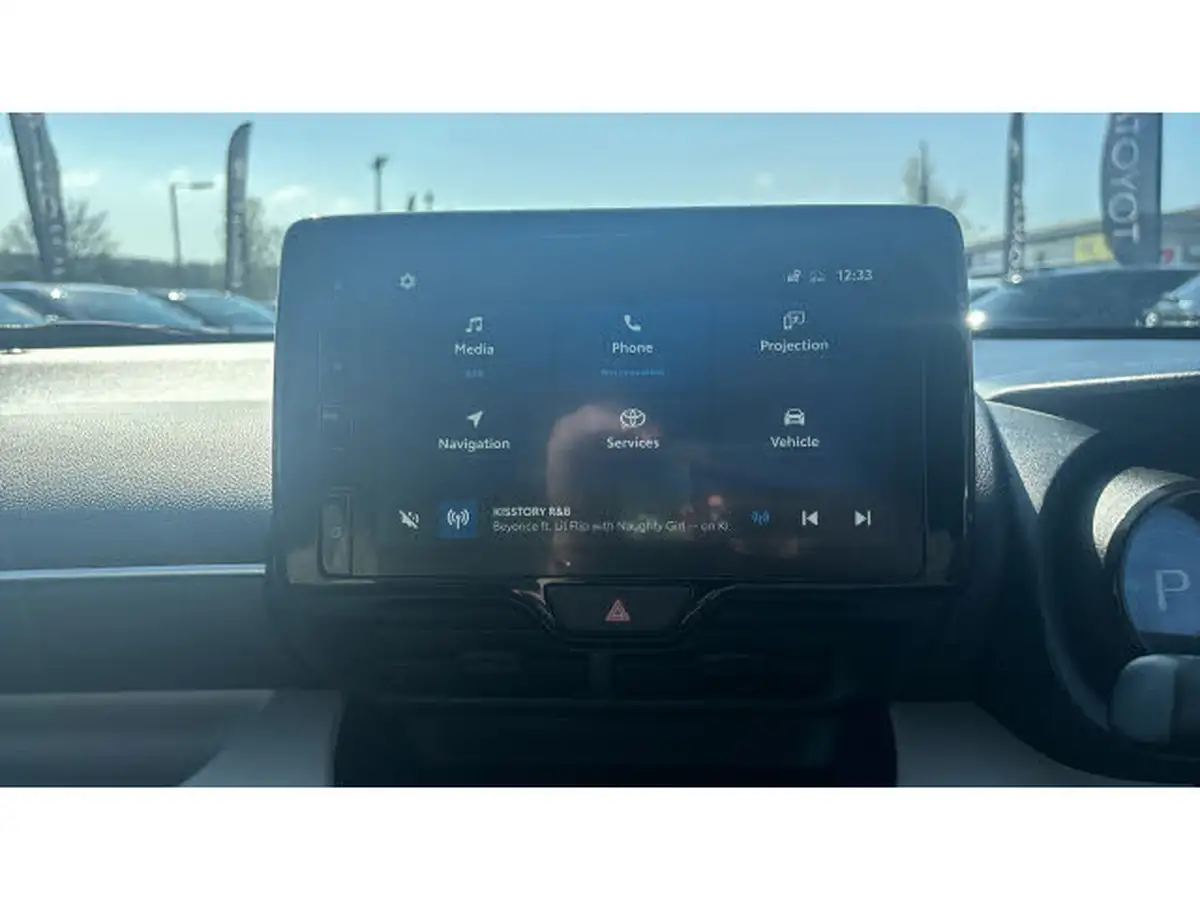 2023-toyota-yaris-15-vvt-i-excel-big-6