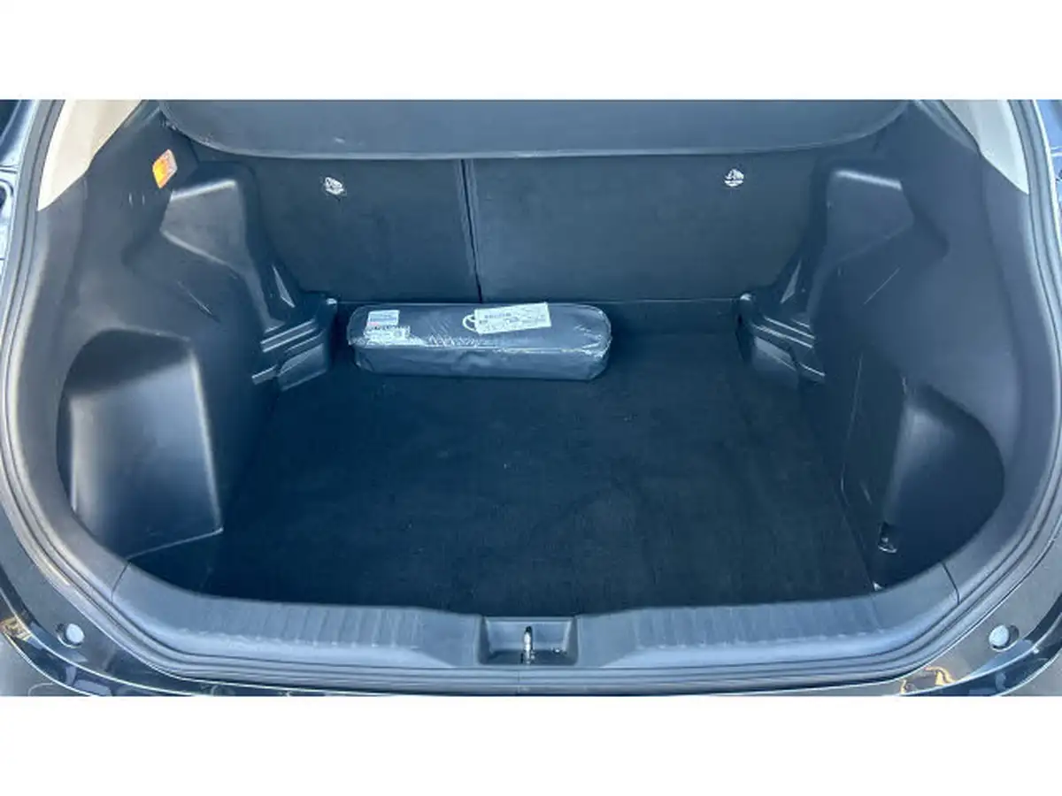 2022-toyota-yaris-cross-15-vvt-i-icon-big-13