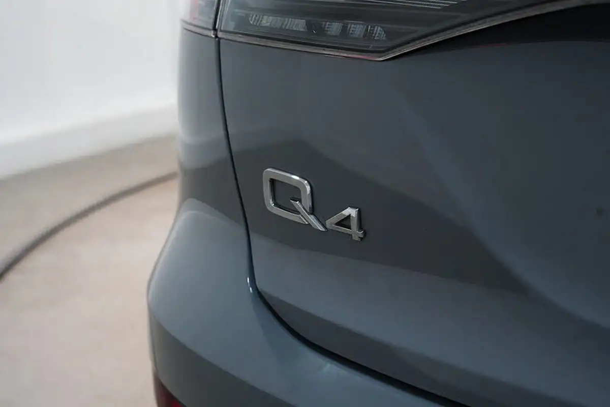 2022-audi-q4-e-tron-40e-sport-station-wagon-big-10