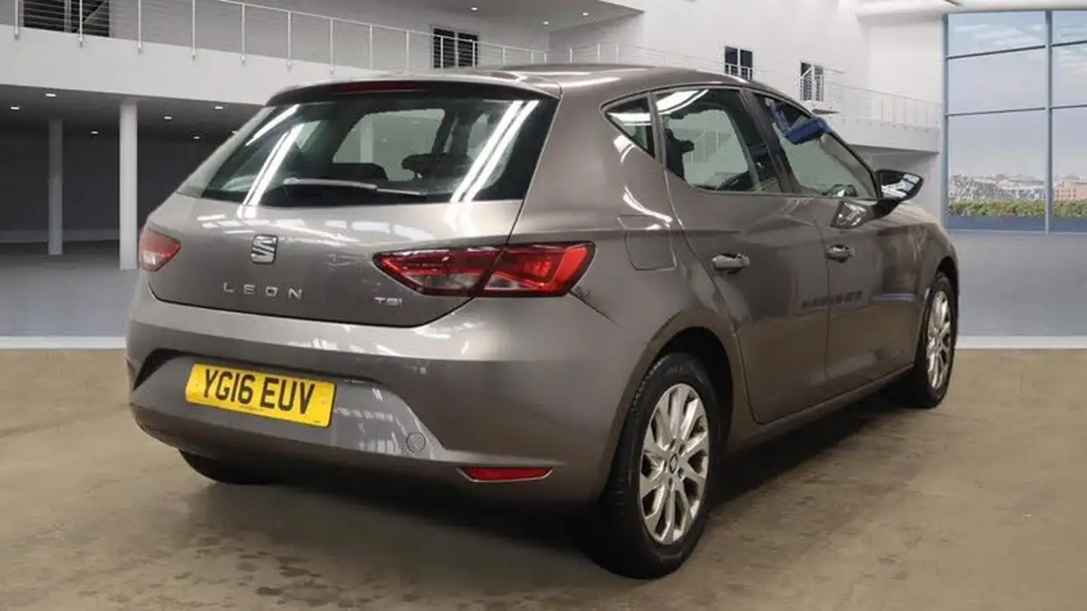 2016-seat-leon-14-se-tech-pack-hatchback-5d-1395cc-big-3