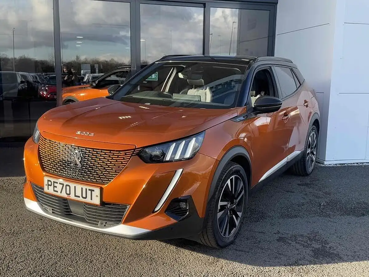 2020-peugeot-2008-suv-e-gt-big-20