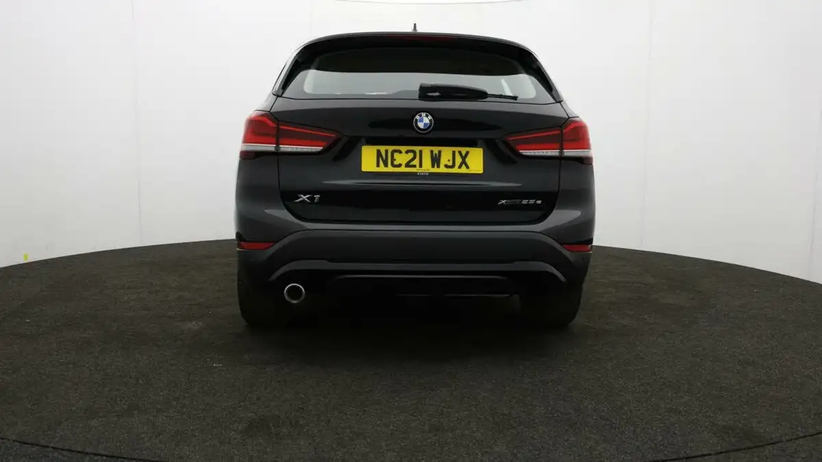 2021-bmw-x1-15-xdrive-25e-phev-sport-big-45