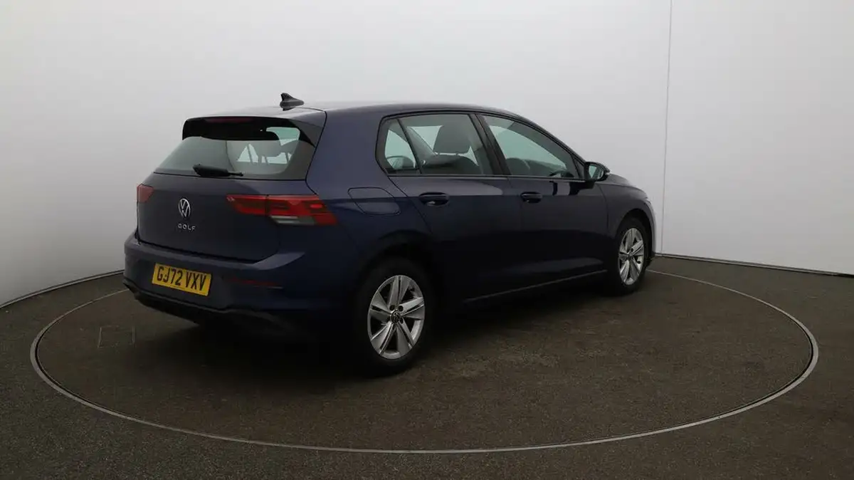 2022-volkswagen-golf-15-tsi-life-150ps-hatchback-big-7