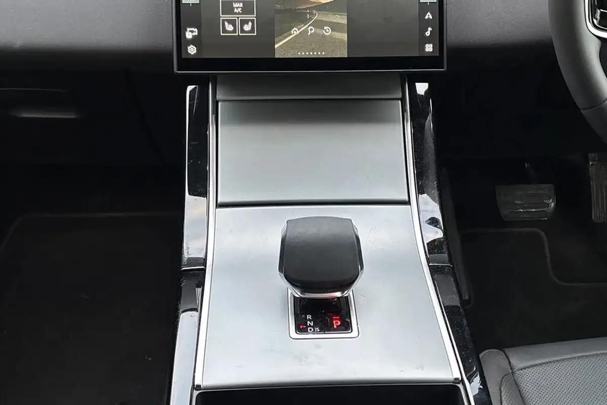 2024-land-rover-range-rover-evoque-20-d165-s-awd-auto-big-13