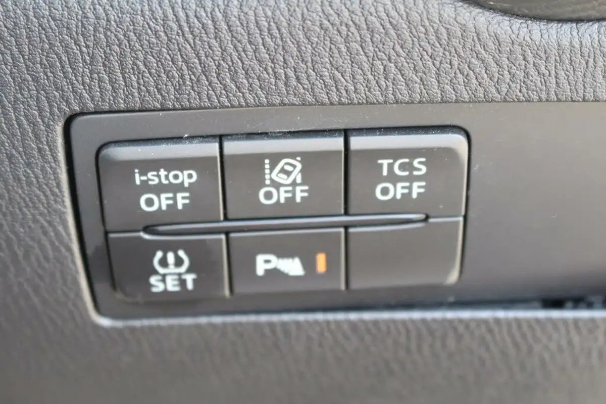 2019-mazda-cx-3-20-sport-nav-121ps-2wdss-auto-big-26