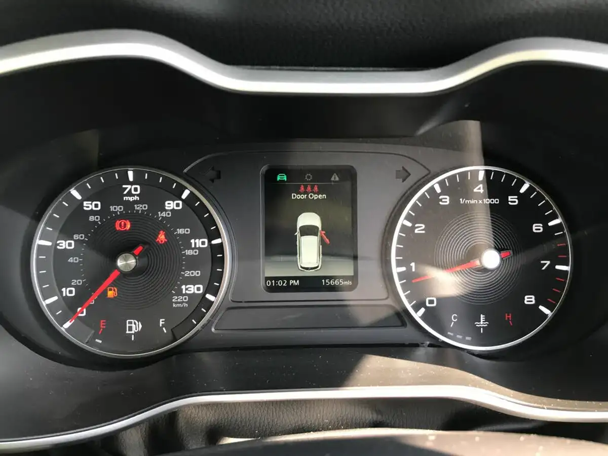 2023-mg-zs-suv-15-vti-tech-excite-big-24