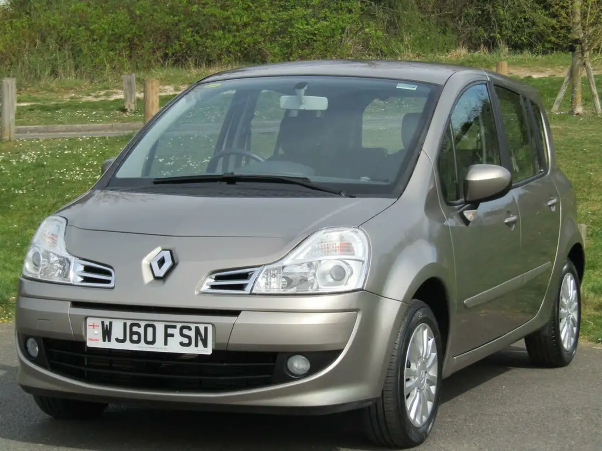 2010-renault-grand-modus-15td-dynamique-15dci-86bhp-big-0