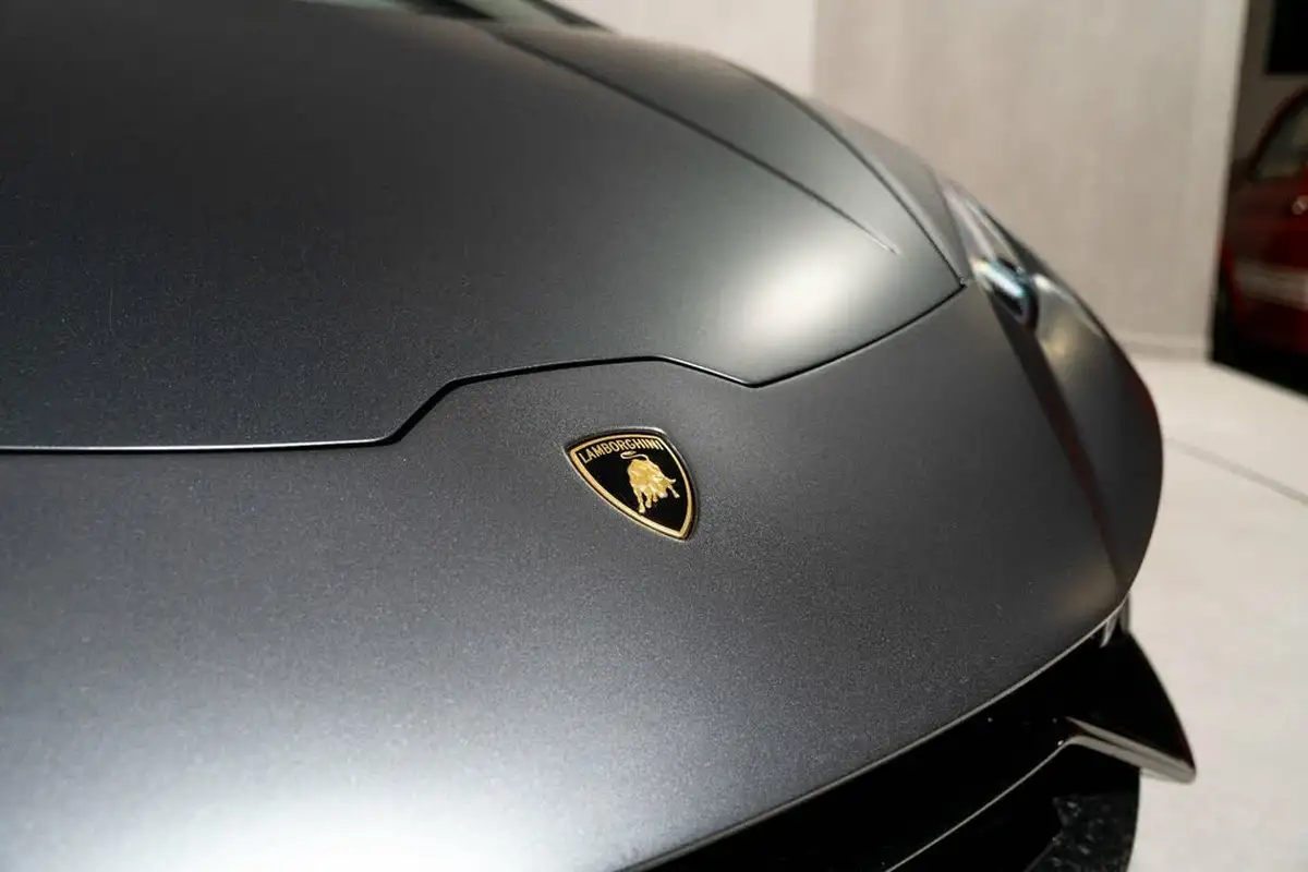2018-lamborghini-huracan-52-performante-coupe-big-22