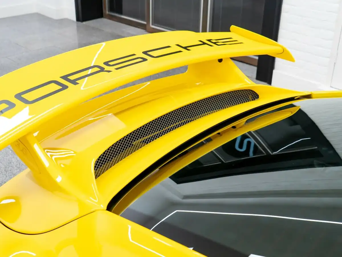 2014-porsche-911-38-gt3-big-23