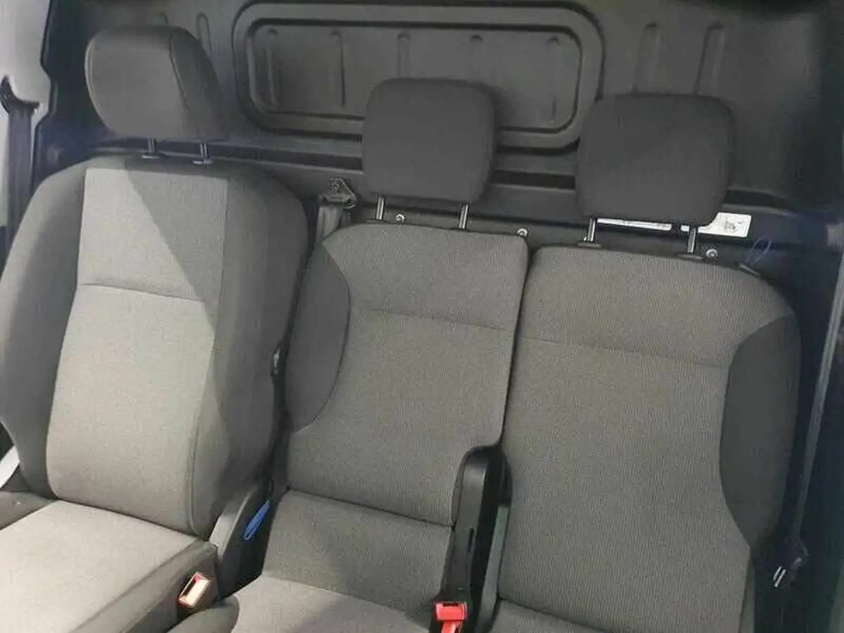2020-peugeot-partner-15-bluehdi-1000-professional-100ps-eu6dt-panel-big-16
