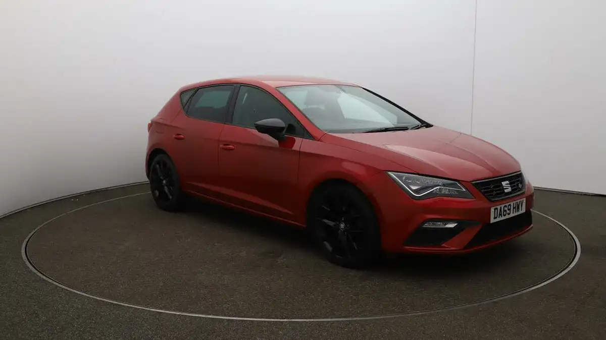 2019-seat-leon-15-tsi-evo-fr-black-edition-150ps-hatchback-dsg-big-1