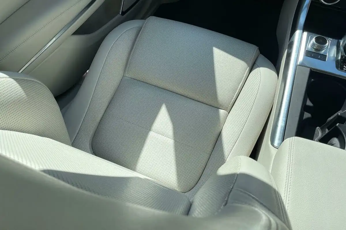 2021-jaguar-xf-20-p250-s-big-31