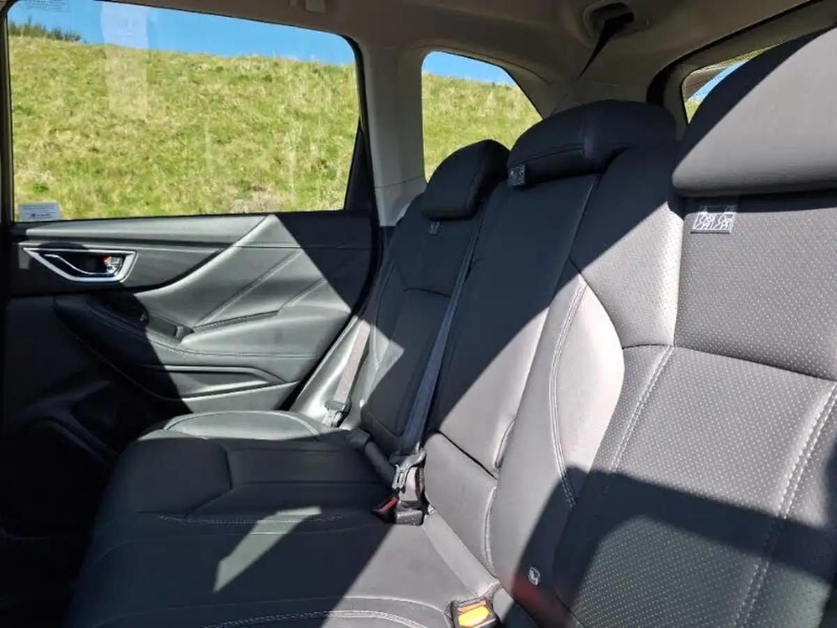 2019-subaru-forester-20-e-boxer-xe-premium-big-5