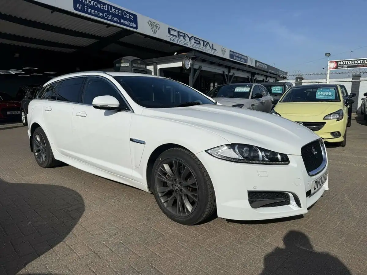 2013-jaguar-xf-22td-200ps-ss-sportbrake-5d-auto-big-0