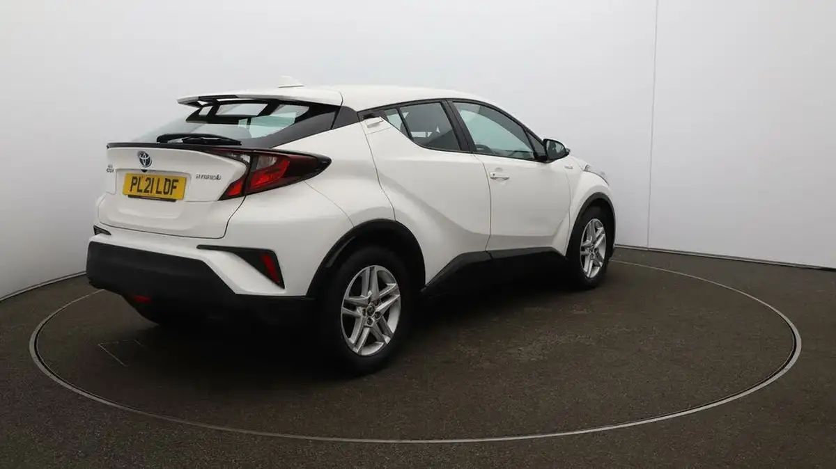 2021-toyota-c-hr-18-vvt-i-icon-big-45