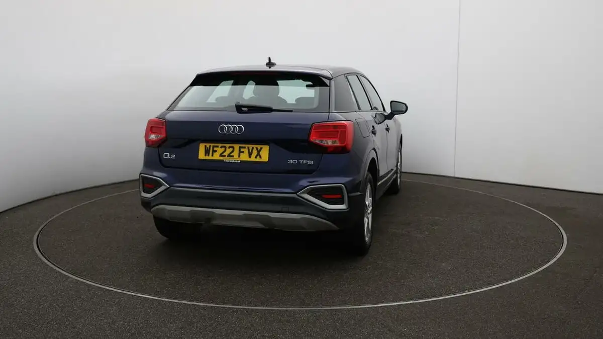 2022-audi-q2-10-30-tfsi-sport-big-48