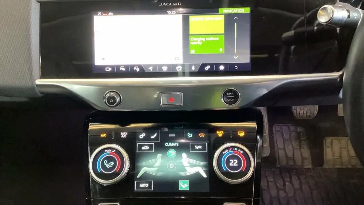 2021-jaguar-i-pace-ev400-se-big-4