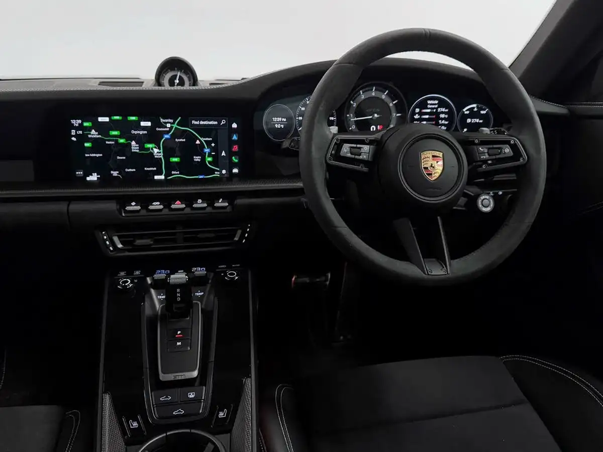 2023-porsche-911-30-carrera-4-gts-coupe-pdk-big-42