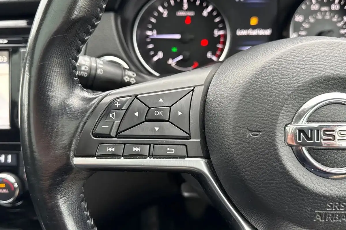 2017-nissan-qashqai-15dci-tekna-big-42