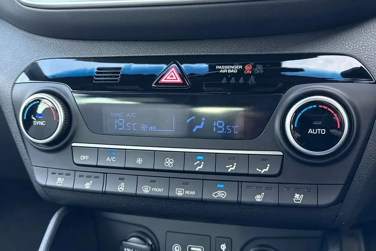 2020-hyundai-tucson-16-t-gdi-premium-se-dct-big-21