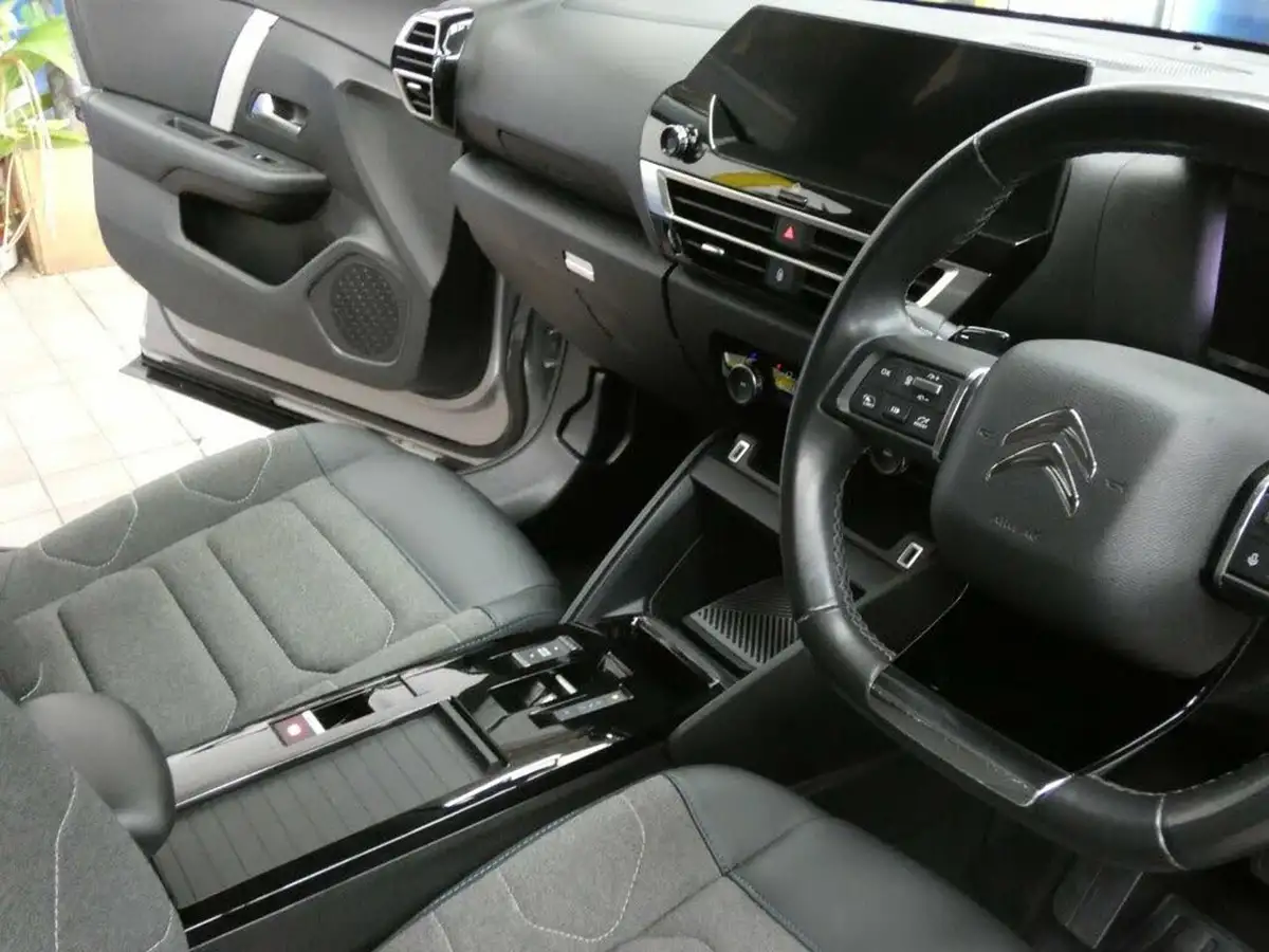 2021-citroen-c4-15bluehdi-shine-130ps-eat8-big-56