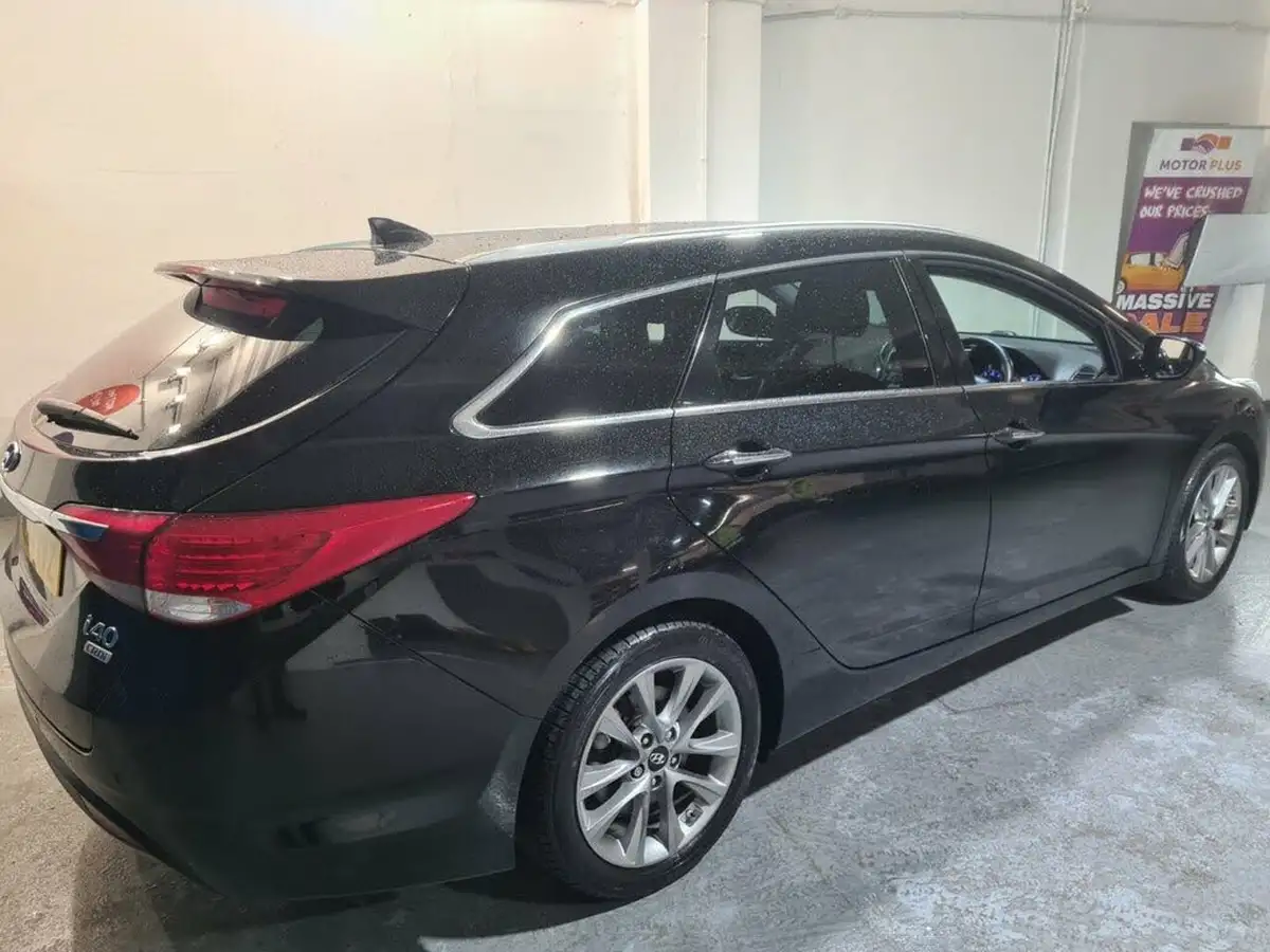 2014-hyundai-i40-17td-style-136ps-estate-5d-auto-big-11