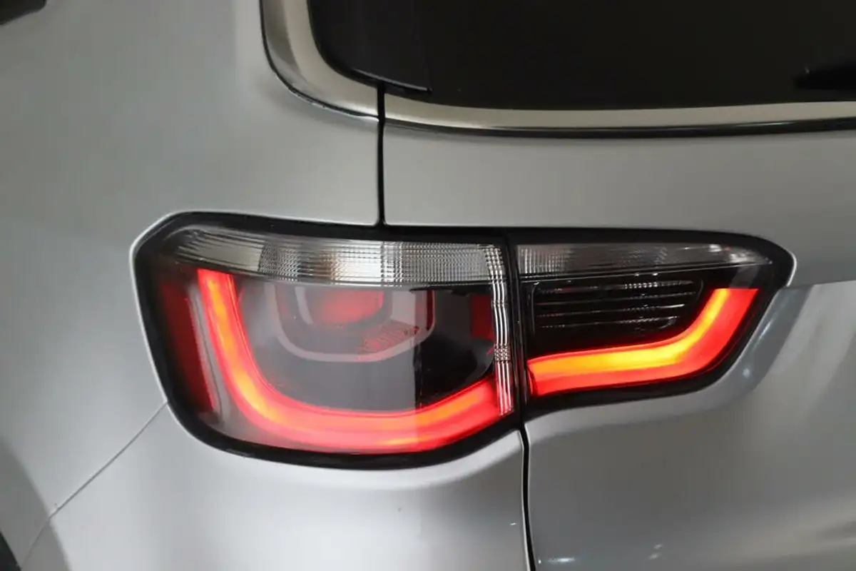 2020-jeep-compass-14-multiair-ii-limited-138bhp-big-7