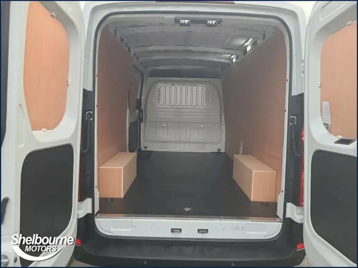 2023-maxus-e-deliver-9-e-lh-515kwh-big-18