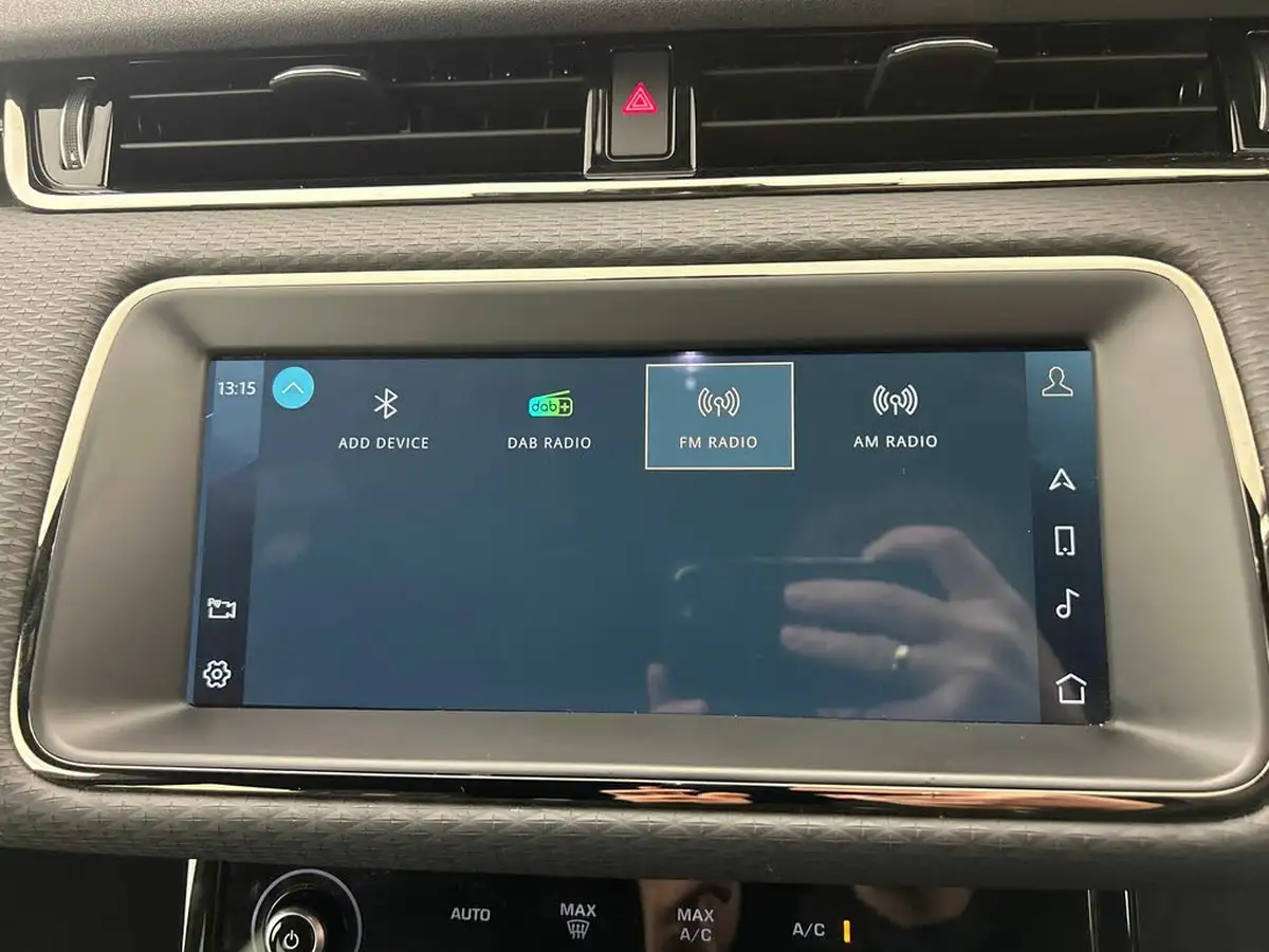 2021-land-rover-range-rover-evoque-15-p300e-r-dynamic-s-big-19