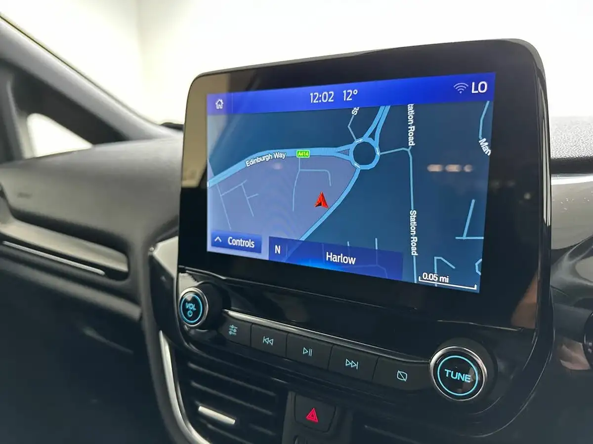 2023-ford-fiesta-10t-st-line-x-125ps-hybrid-mhev-powershift-big-19