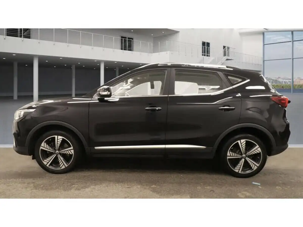 2021-mg-zs-suv-e-exclusive-ev-big-6