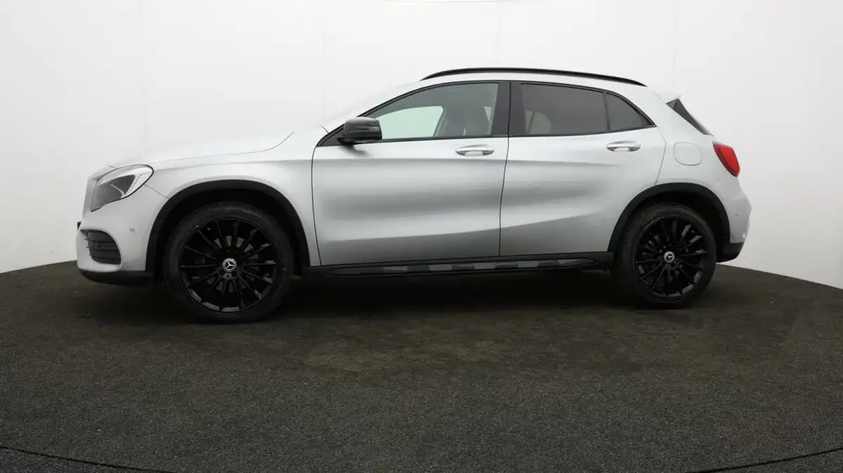 2018-mercedes-benz-gla-class-21d-gla-220d-amg-line-177ps-executivess-big-60