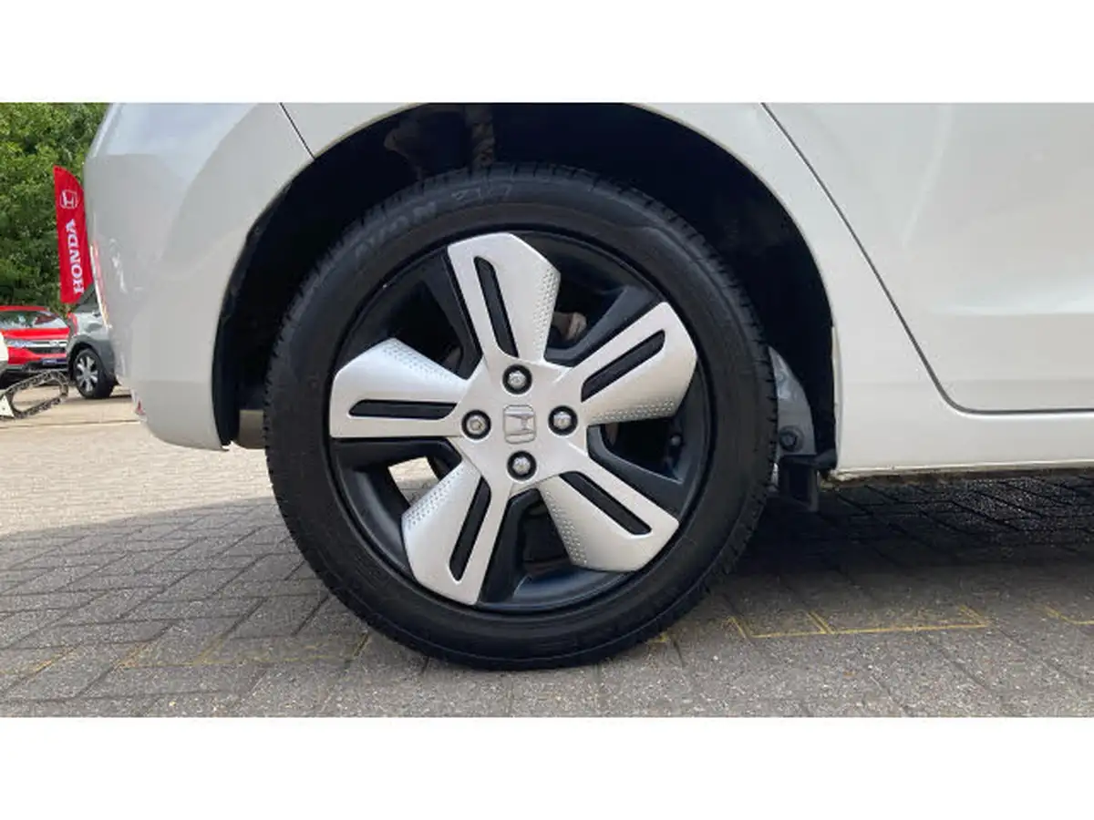 2022-honda-jazz-15-i-mmd-ex-107ps-big-8